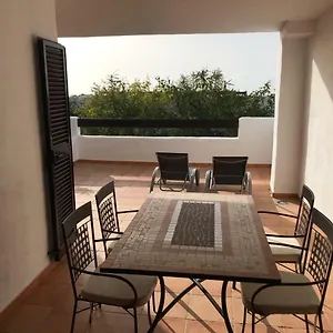 luxury-apartment-set-in-dona-julia-golf-course.1costadelsol.com/